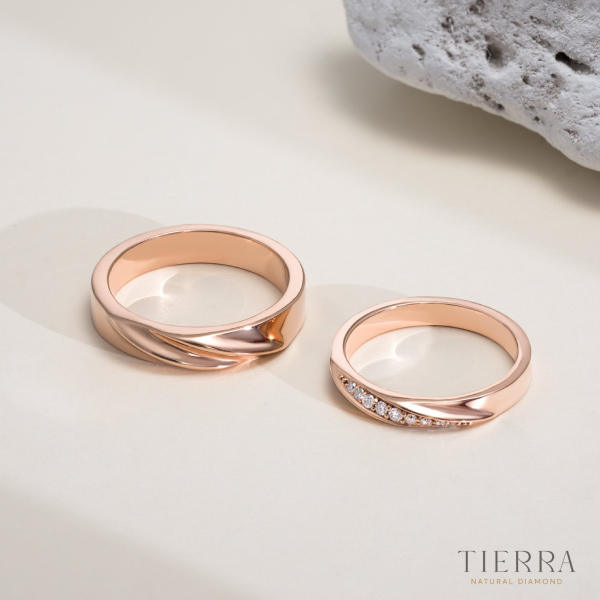 Nhẫn cặp kim cương kiểu Twist NCC2010